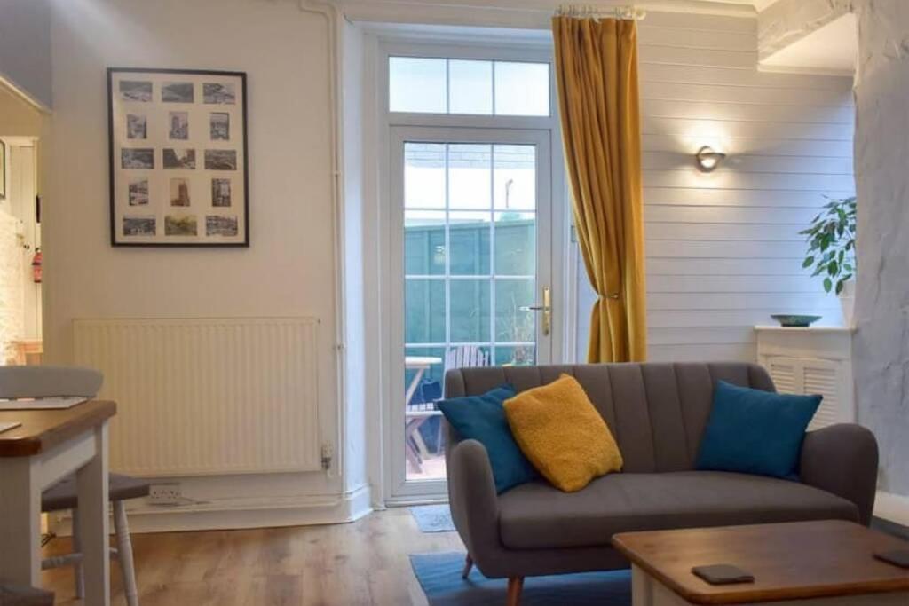 Mount Pleasant Brixham Apartment Exterior photo